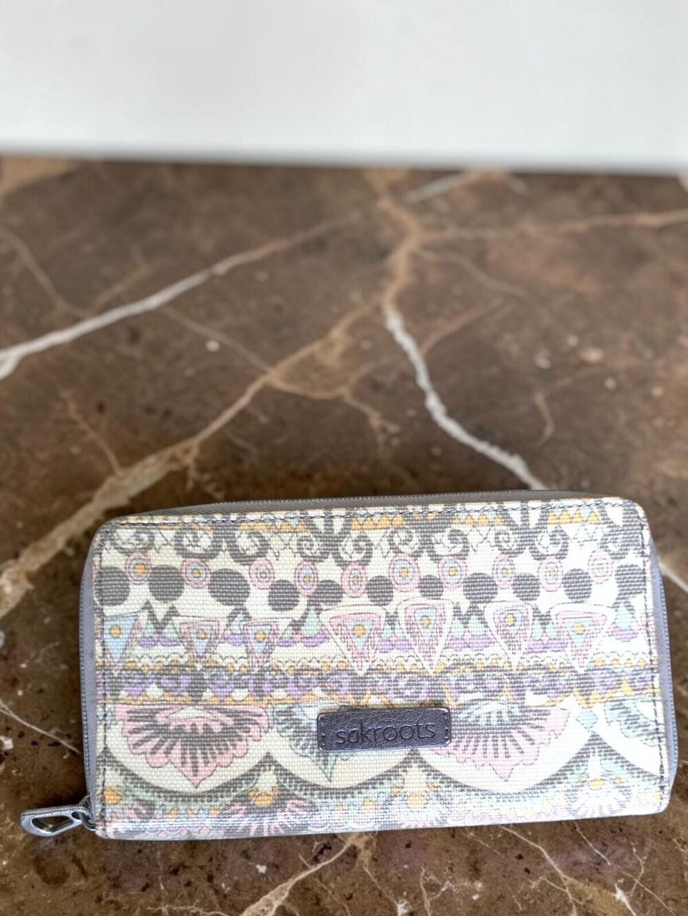 Sakroots Artist Boho Zip Around Wallet Organizer Tribal Pastel Vegan Leather